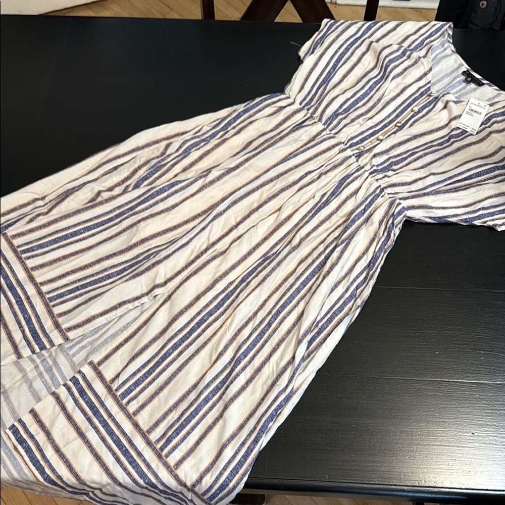 Bobeau Blue and White Flutter Sleeve Sundress